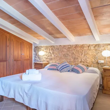 Mit Privatpool Fuer 8 Personen Ca 350 Qm In San Lorenzo De Cardessar, Mallorca Suedostkueste Von Mallorca Vakantiehuis Sant Llorenc Des Cardassar