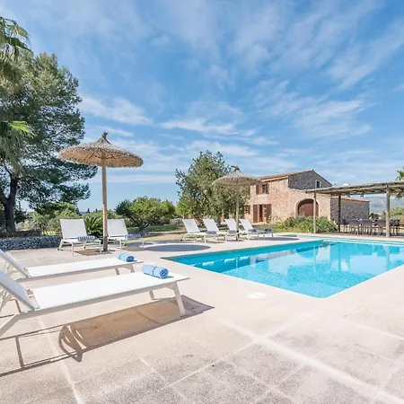 Mit Privatpool Fuer 8 Personen Ca 350 Qm In San Lorenzo De Cardessar, Mallorca Suedostkueste Von Mallorca Vakantiehuis *